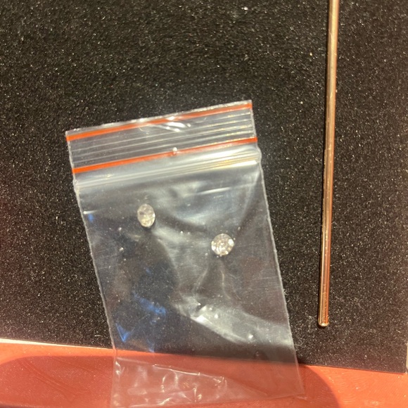 Rhinestone cake topper - 40 & fabulous - gold and silver - Like New in box - Picture 3 of 4